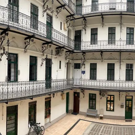 アパート Edit's Place